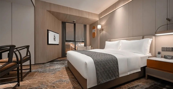 內(nèi)卷市場(chǎng)中，助力本土酒店品牌穿越周期的軟文化！